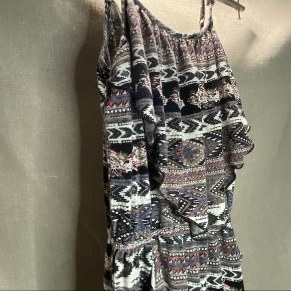 Southwestern Pattern Jumpsuit w/Pockets - Picture 4 of 6